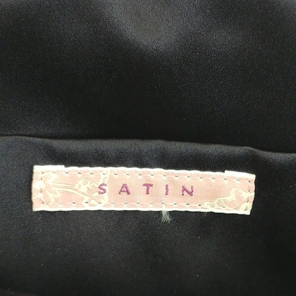 Satin Handbag - Picture 4 of 4